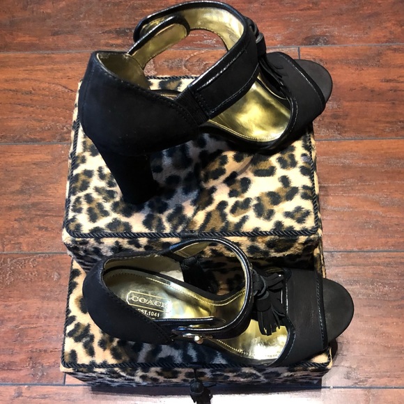 Coach Shoes - Picture 2 of 6